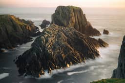 Beautiful photo by Benjamin Hibbert